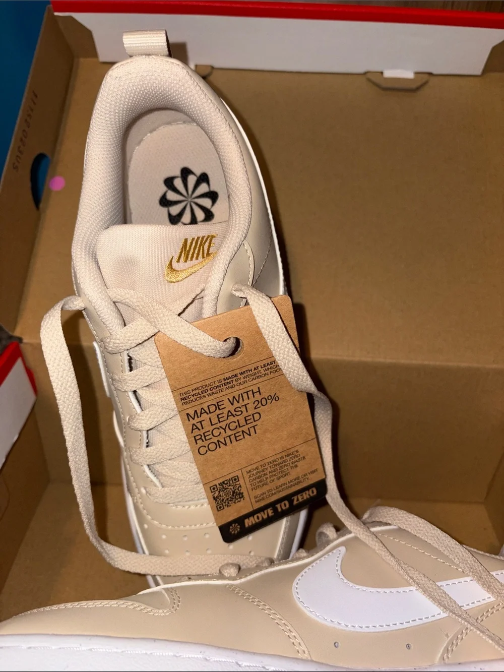 Nike Low-Top Sneakers in Beige and White with Gold Accents - Picture 3 of 4